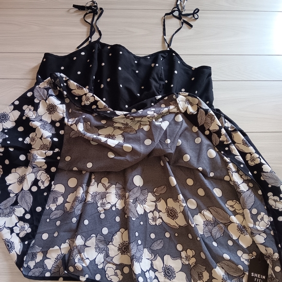 Plus Size Floral & Polka Dot Print Tie Shoulder Cami Dress - Picture 9 of 14